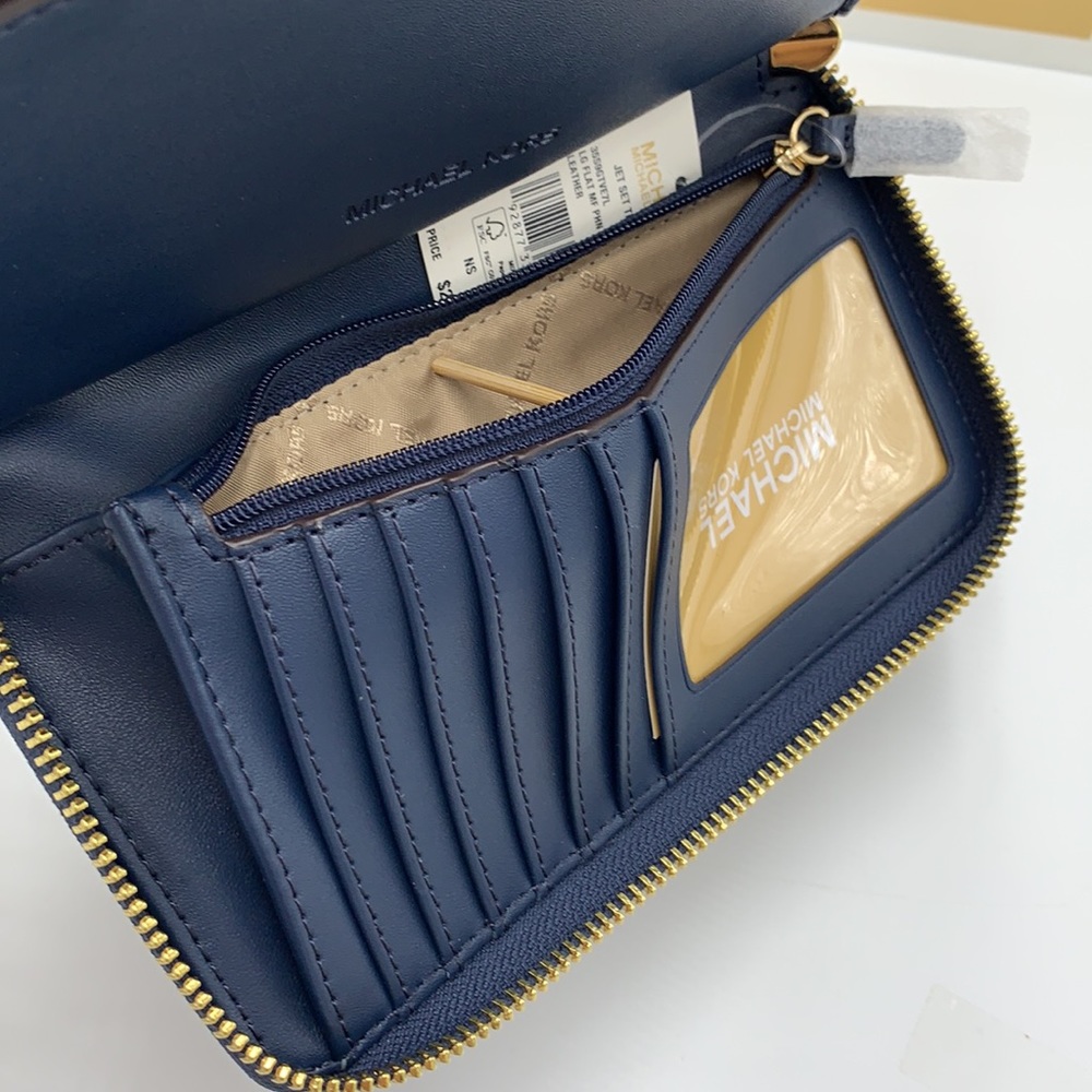 MICHAEL KORS LARGE FLAT MULTIFUNCTION PHONE CASE WALLET WRISTLET NAVY COLOR - Picture 10 of 11